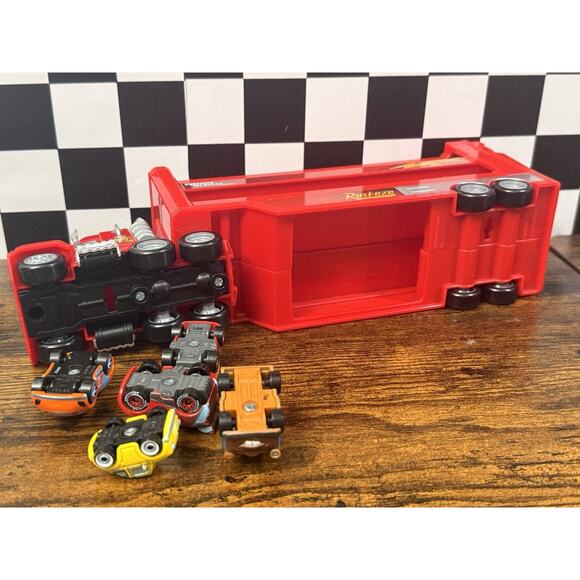 Disney Pixar Cars Mack Hauler Truck Storage Case For Mini Racers Plus 5 Mini Car - Picture 15 of 15